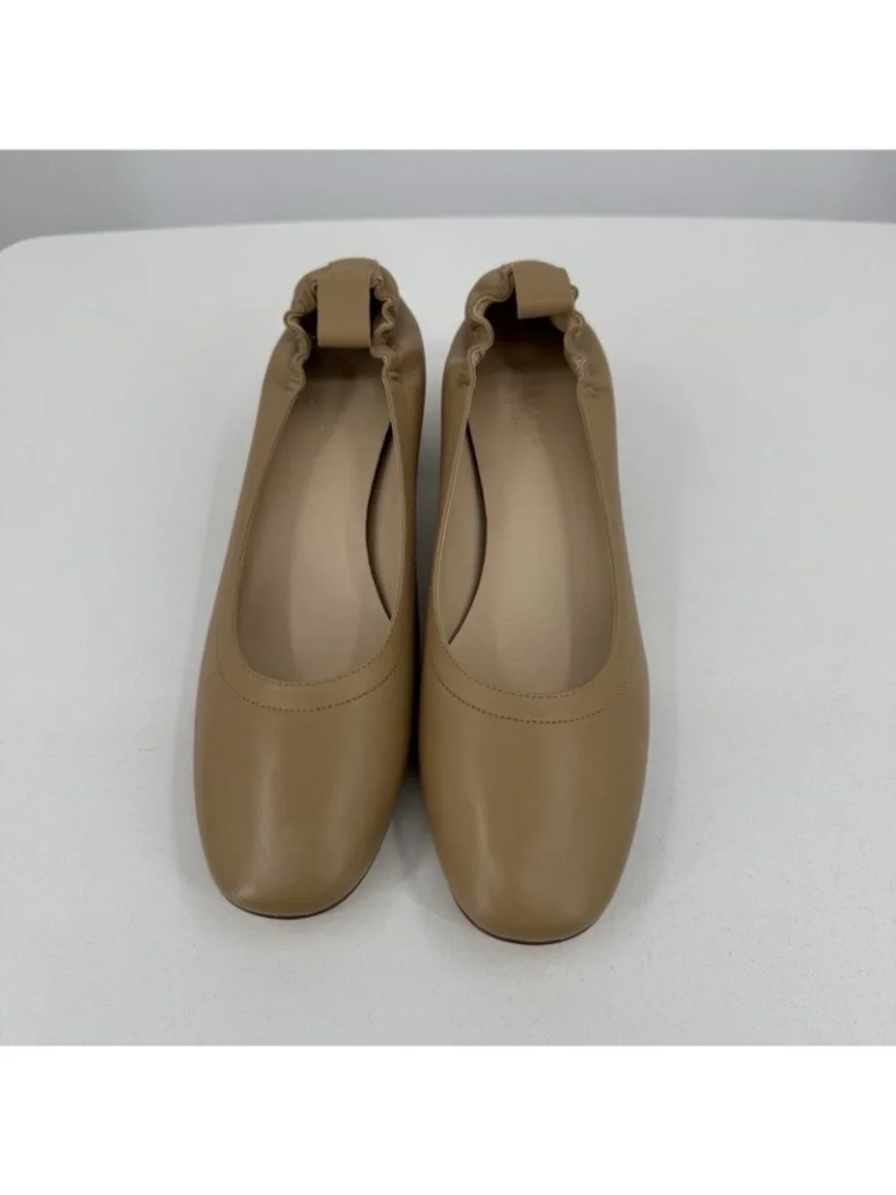 Everlane Italian Leather Day Heel Light Taupe 9.5 Women's Elastic Back Comfort